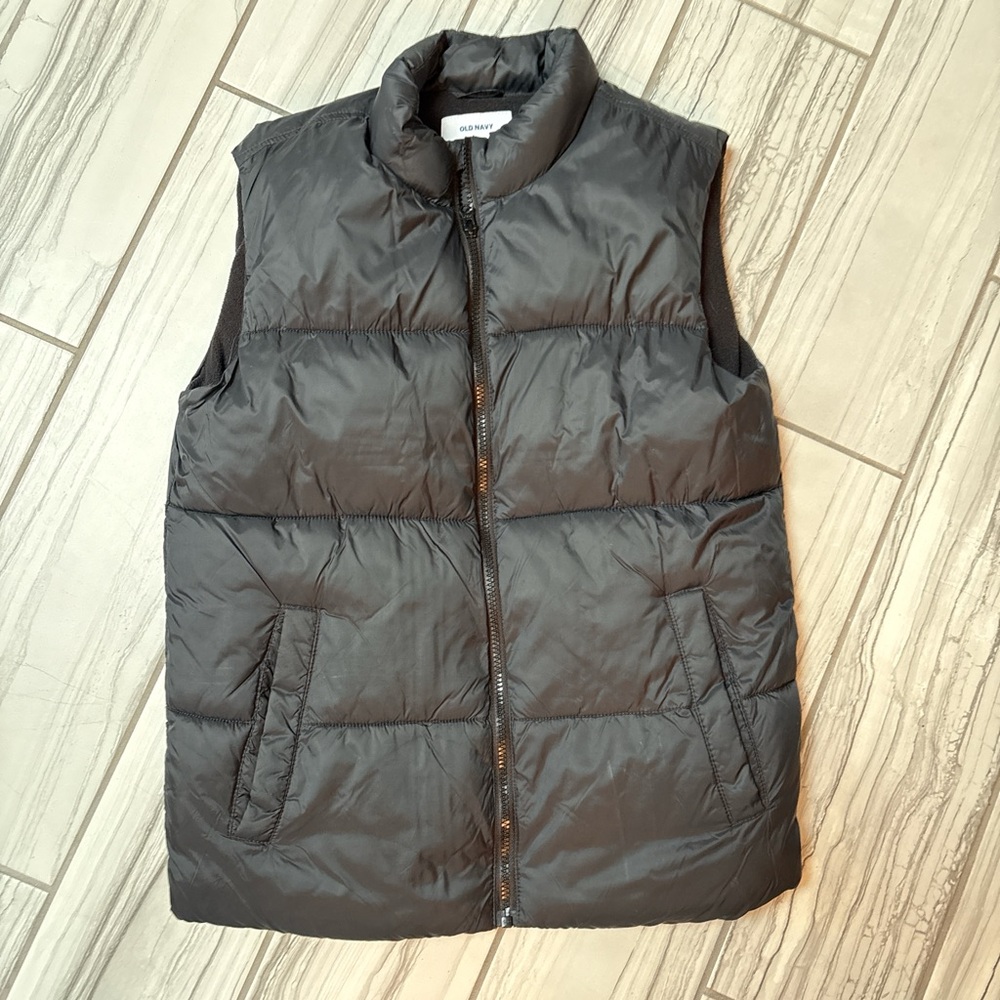 Old Navy Black Puffer Vest Unisex